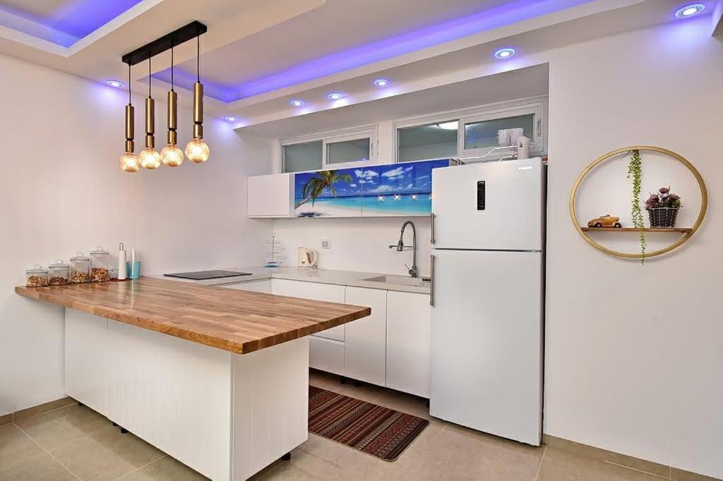 Achziv Sea & Sun Apartment Gesher HaZiv Exterior photo
